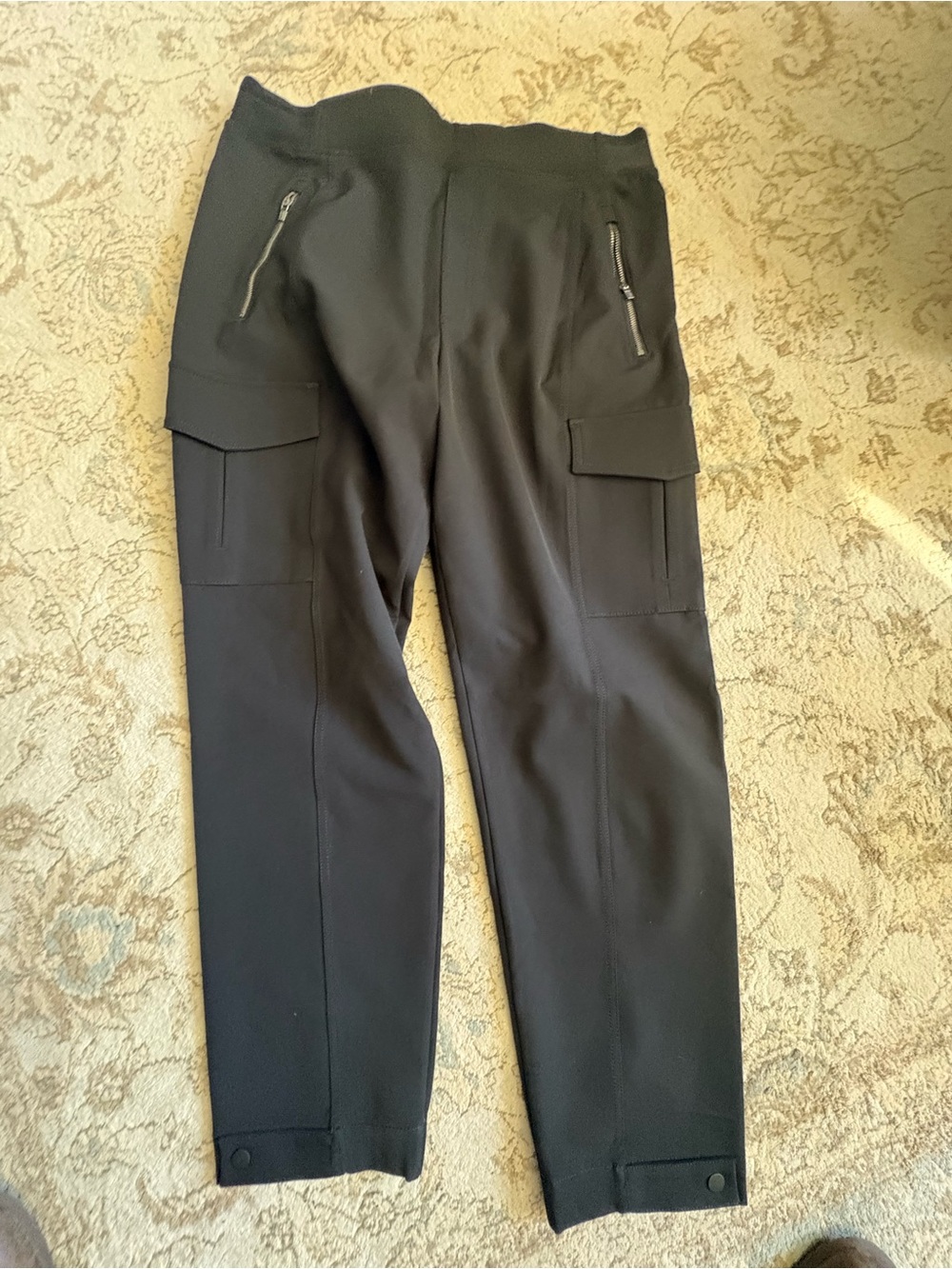 Athleta Women’s Black Cargo Joggers with Zip Pockets
